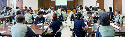 私たちと一緒に働いてみませんか？